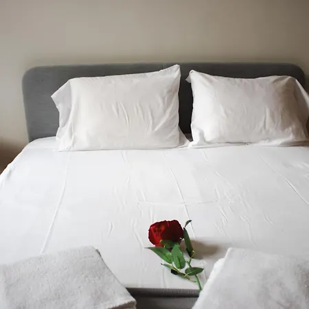 Pbh Hostel *